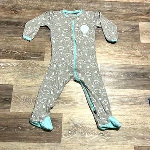 ✨4/$20✨ 24 month sleeper / pyjama